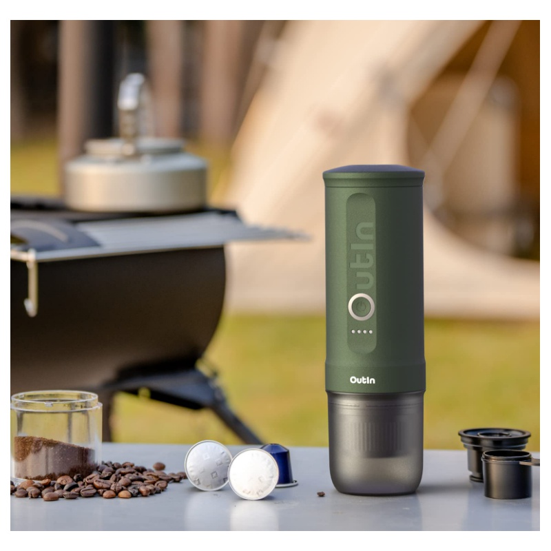 OutIn Nano přenosný espresso kávovar Forest Green s pouzdrem