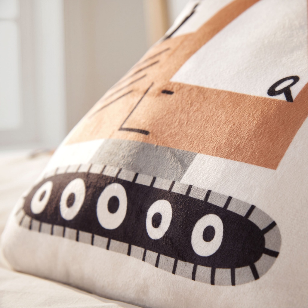 Tvarovaný polštář babybest Bagr 36x25 cm