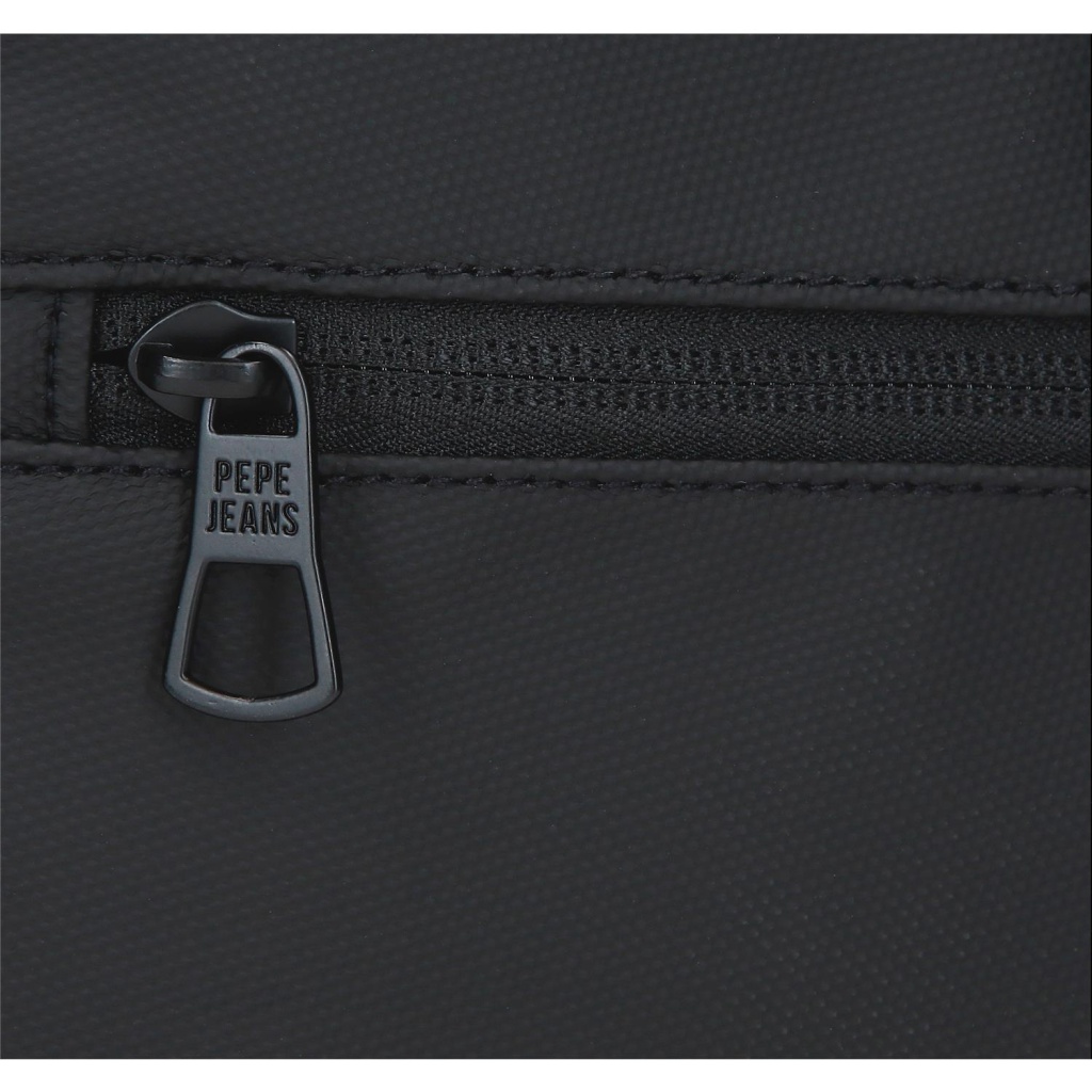 Batoh na notebook 13,3" Pepe Jeans Dudley čierny 37 cm do práce