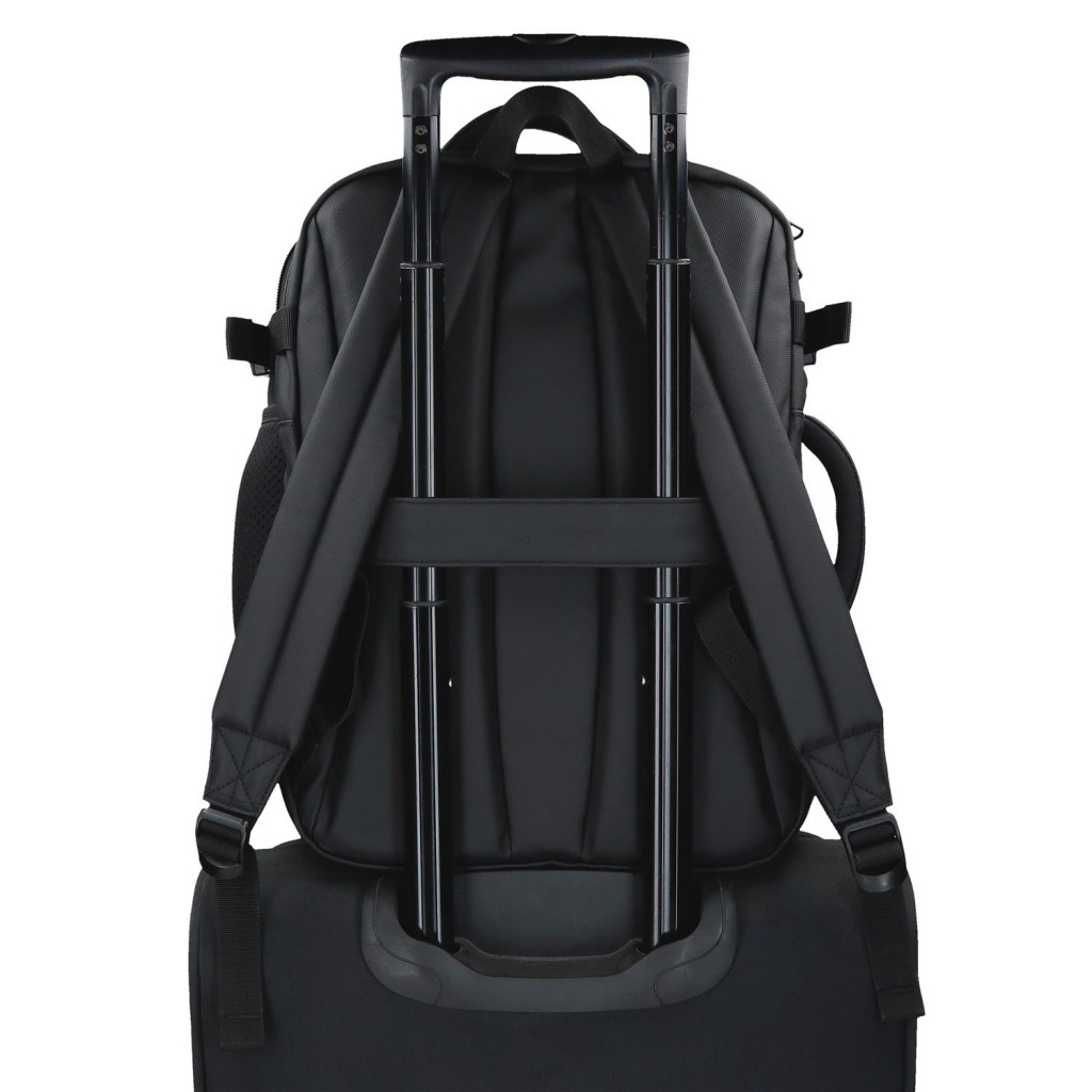 Cestovný batoh do lietadla Pepe Jeans Dudley čierny 24 l notebook 15,6"