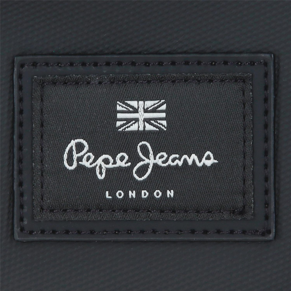 Pánska taška do ruky Pepe Jeans Dudley čierna s pútkom na zápästie